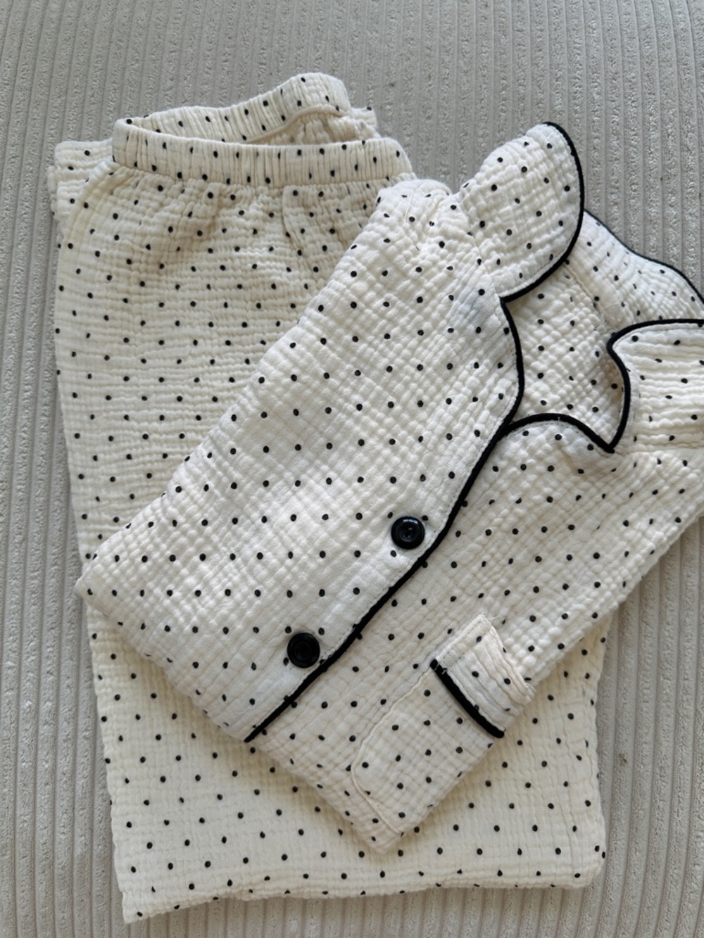 Women’s Cream Muslin Polka Dot Pajama Set with Black Trim